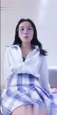 女神主播梦儿与柒夜寻花合作直播！浴室湿身诱惑一路激战缠绵至大床高潮 海报